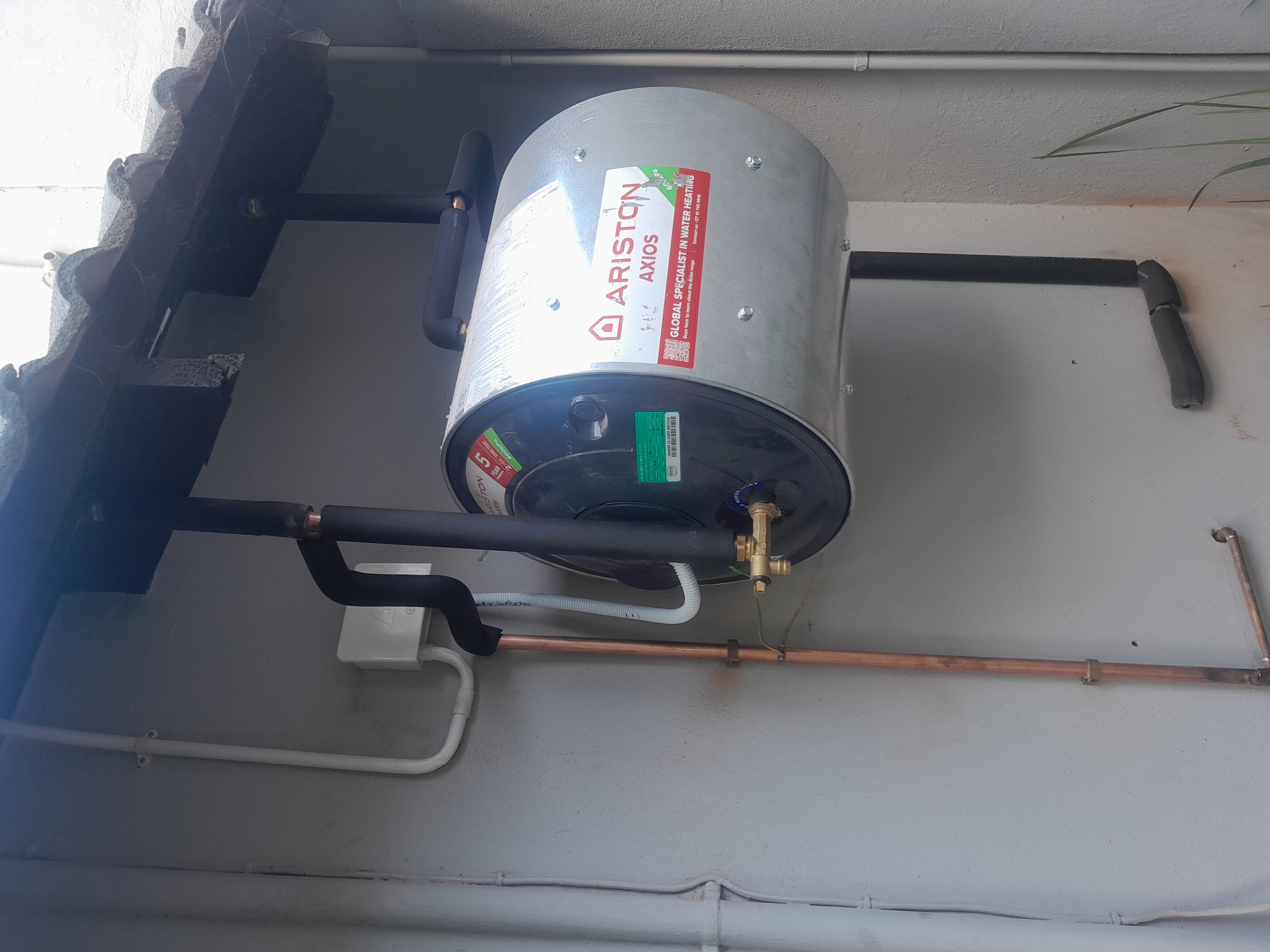 Ariston Axios geyser